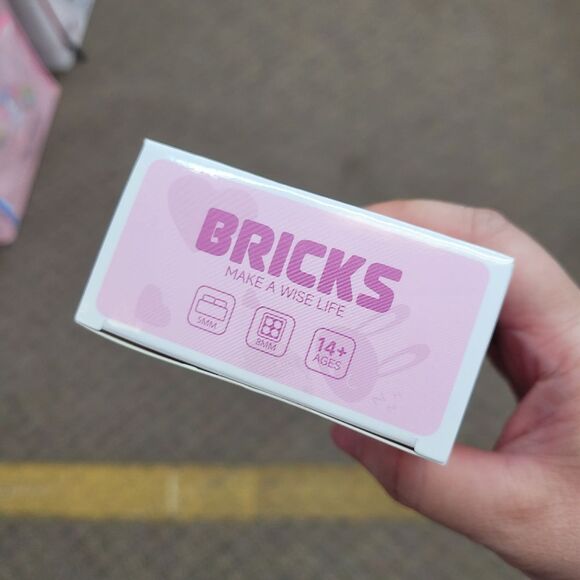 Brand New Labubu Pink Bricks Lego Figure - Picture 3 of 5